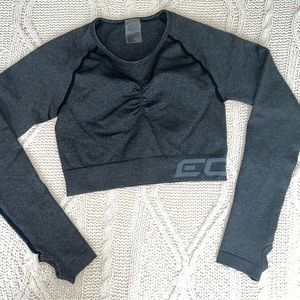 ECHT Arise Scrunch Long-Sleeve Black Crop Top with Thumbholes
